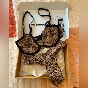 NWT Cuup The Plunge Bra and The Thong Set